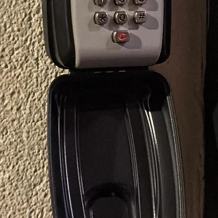 Casa De Aguilas Ávila