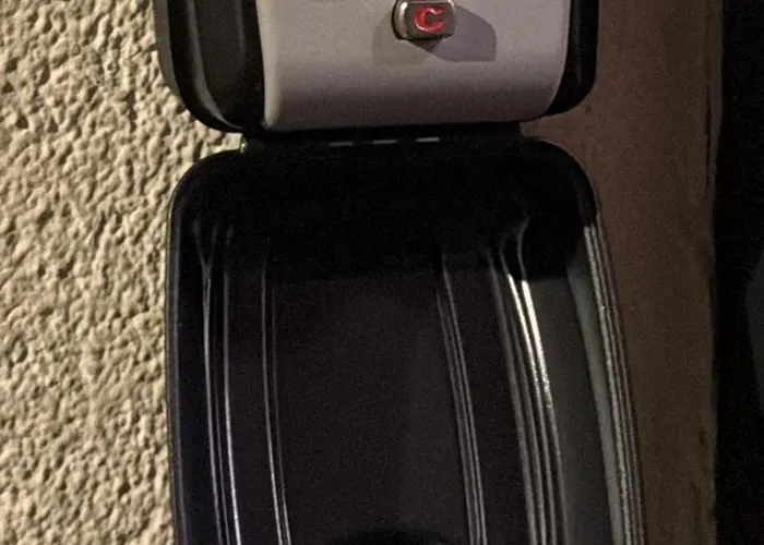 Casa De Aguilas Avila